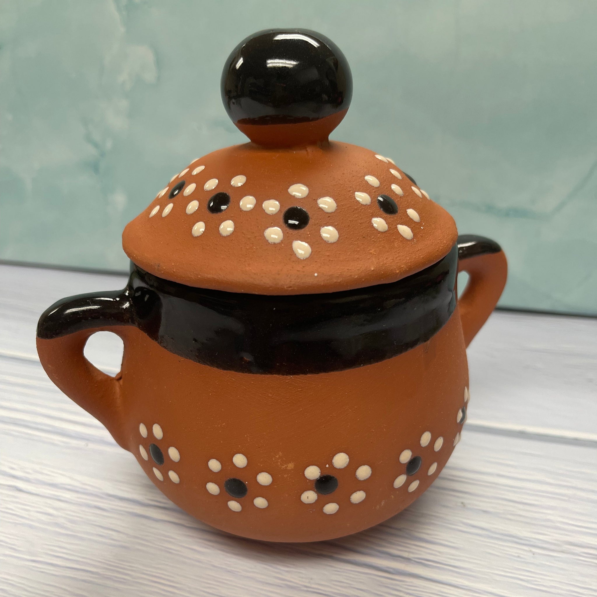 Arroz con Leche – Handcrafted Soy Candle in Mexican Clay Azucarera (16 oz)