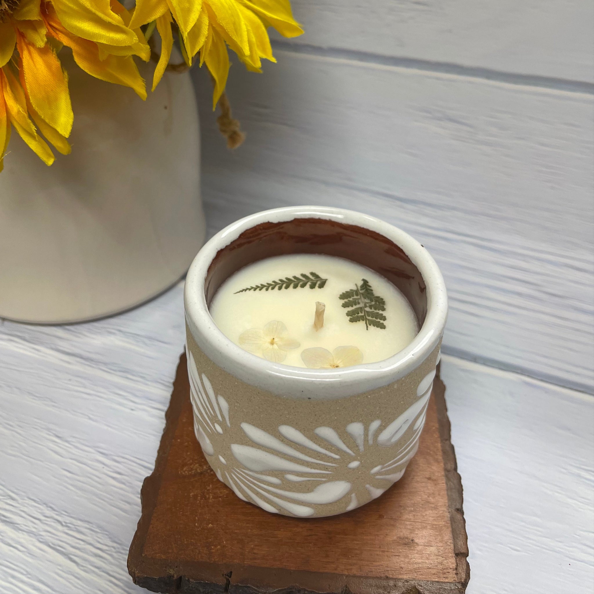 Lavender – Handcrafted Soy Candle in Mexican Clay Vaso (6 oz)